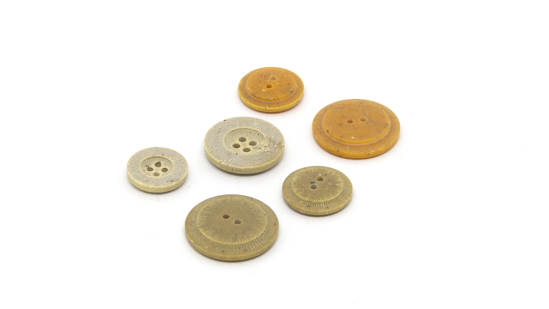 Eco-sustainable materials buttons and accessories